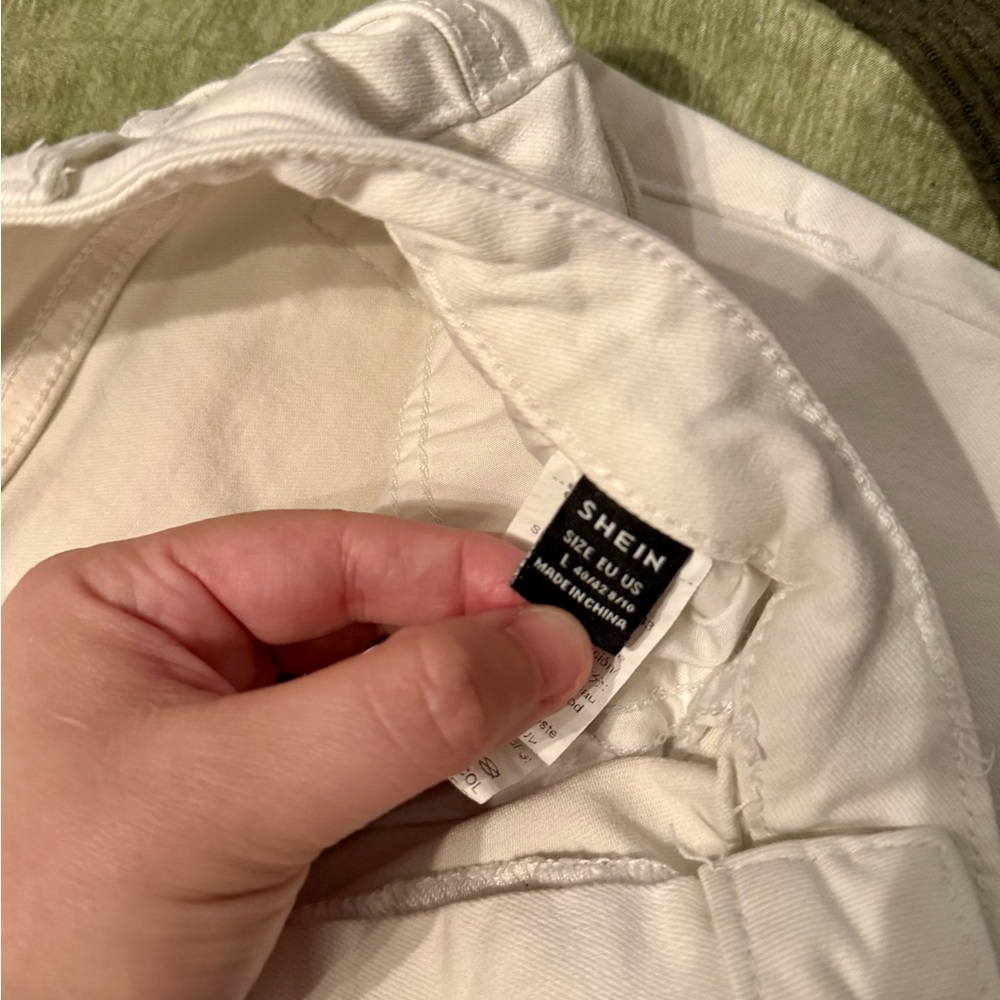 Women's White Ankle Jeans - Picture 3 of 3
